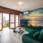 Apartamento 2 Bedroom Amazing In
