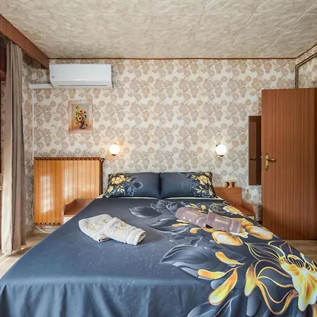 2 Bedroom Amazing In 아파트 로브란