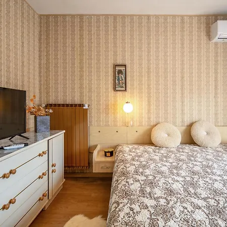 2 Bedroom Amazing In 아파트 로브란