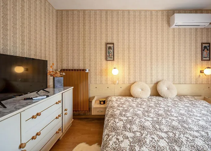 2 Bedroom Beautiful In Apartment Lovran