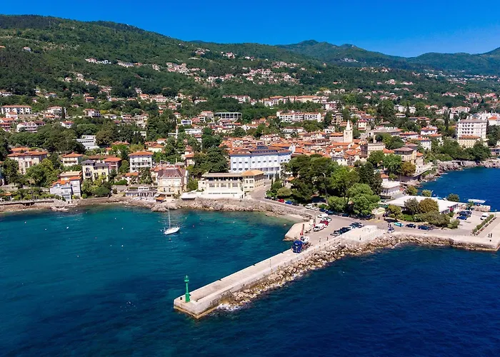 2 Bedroom Beautiful In *